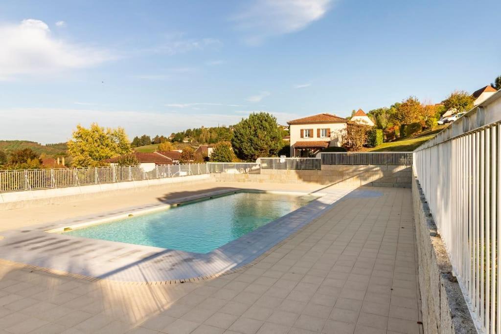 Sarlat, Apptmt T3 Residence Clim Piscine Parking Exterior foto
